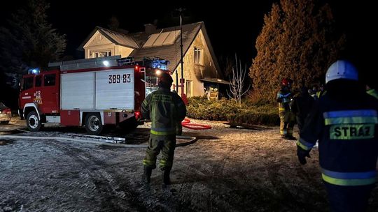 Dramat w święta. Wybuch gazu i pożar w domu w Zarzeczu [ZDJĘCIA]