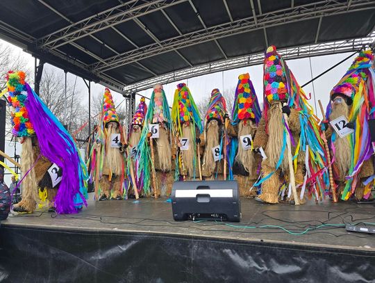 Sławatycze. Brodacze pożegnali stary rok. To był barwny korowód tradycji [ZDJĘCIA]