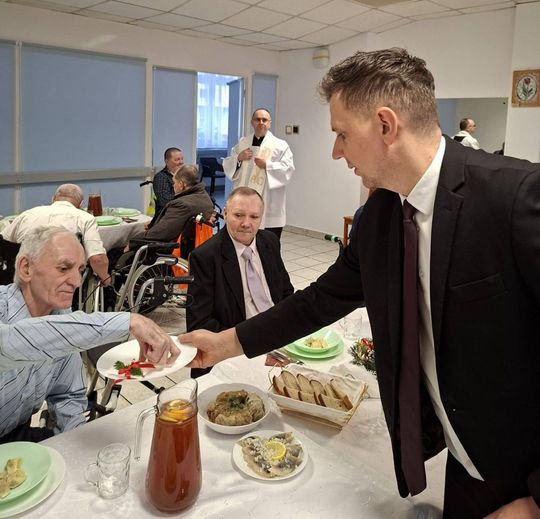 Wigilia mieszkańców Domu Pomocy Społecznej w Tyszowcach [GALERIA ZDJĘĆ]