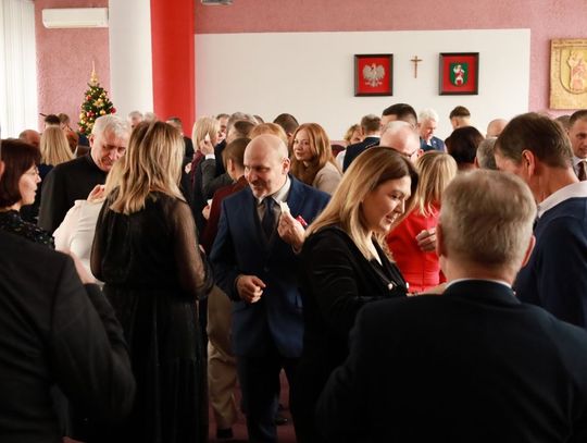 Tomaszów Lubelski: Sesja Rady Miasta z opłatkiem [ZDJĘCIA]