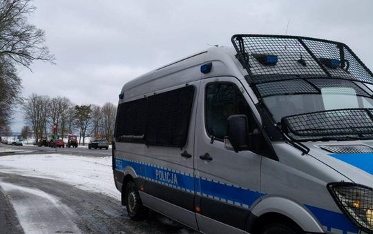 Protest rolników na DK 17 [ZDJĘCIA]