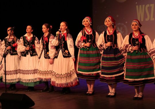 Koncert świąteczny w Hrubieszowskim Domu Kultury - zdjęcia