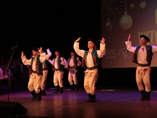 Koncert świąteczny w Hrubieszowskim Domu Kultury - zdjęcia
