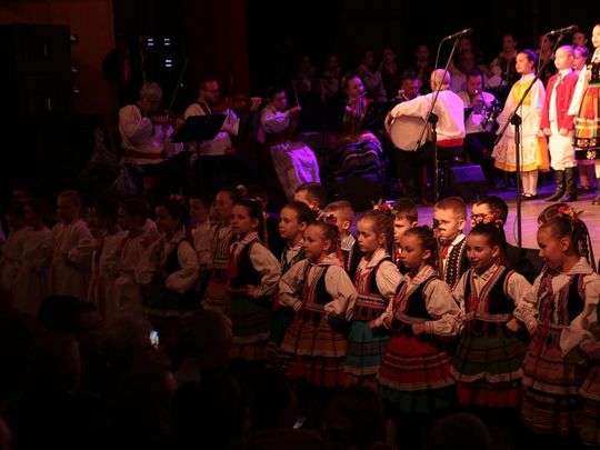 Koncert świąteczny w Hrubieszowskim Domu Kultury - zdjęcia