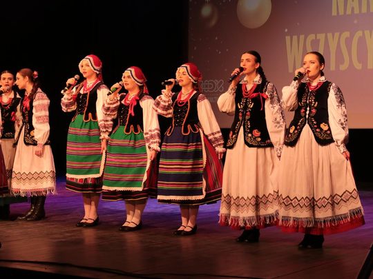 Koncert świąteczny w Hrubieszowskim Domu Kultury - zdjęcia