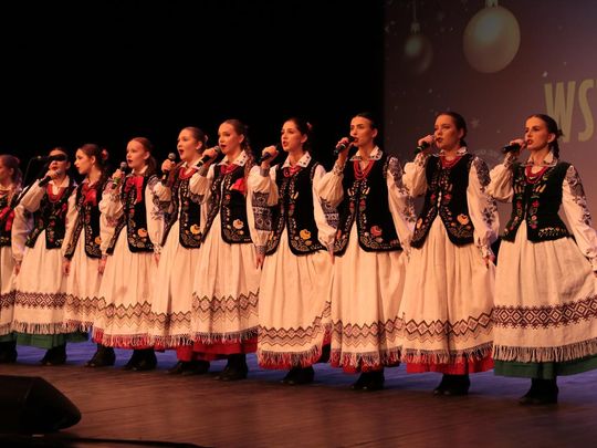 Koncert świąteczny w Hrubieszowskim Domu Kultury - zdjęcia