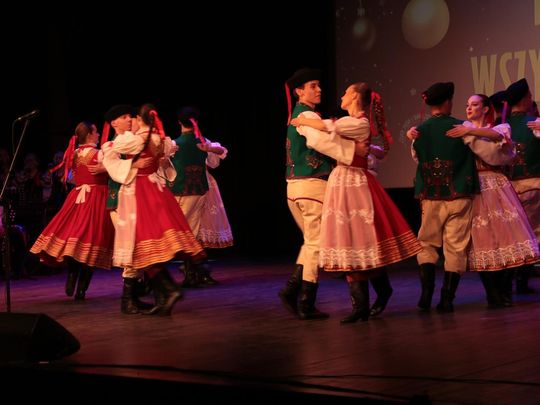 Koncert świąteczny w Hrubieszowskim Domu Kultury - zdjęcia