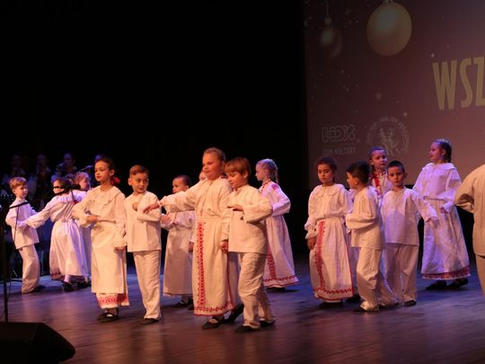 Koncert świąteczny w Hrubieszowskim Domu Kultury - zdjęcia