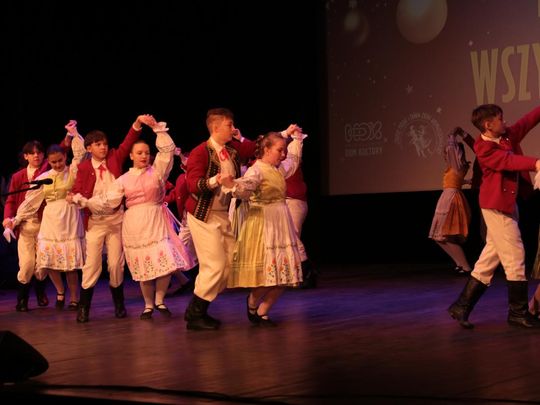 Koncert świąteczny w Hrubieszowskim Domu Kultury - zdjęcia