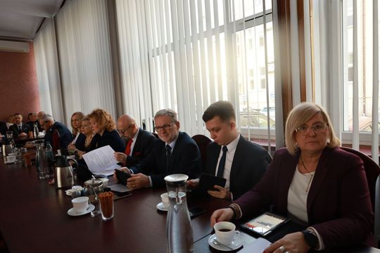 Tomaszów Lubelski: Sesja Rady Miasta z opłatkiem [ZDJĘCIA]
