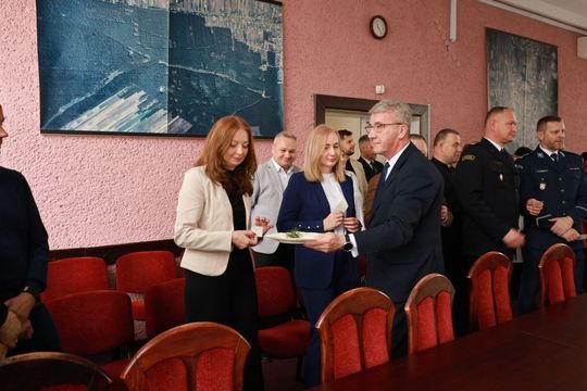 Tomaszów Lubelski: Sesja Rady Miasta z opłatkiem [ZDJĘCIA]