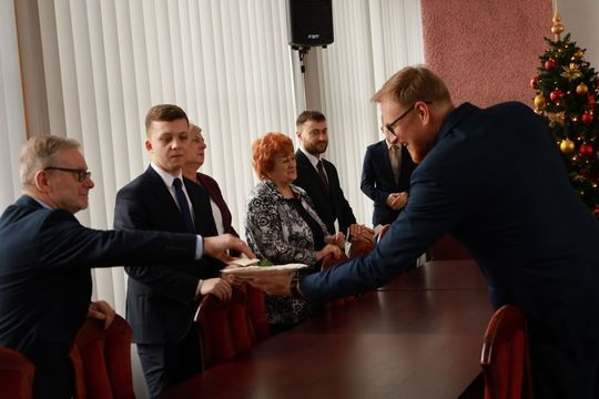 Tomaszów Lubelski: Sesja Rady Miasta z opłatkiem [ZDJĘCIA]