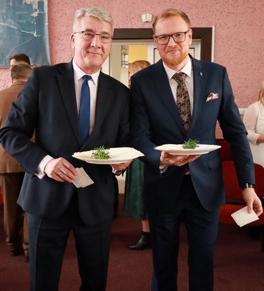 Tomaszów Lubelski: Sesja Rady Miasta z opłatkiem [ZDJĘCIA]