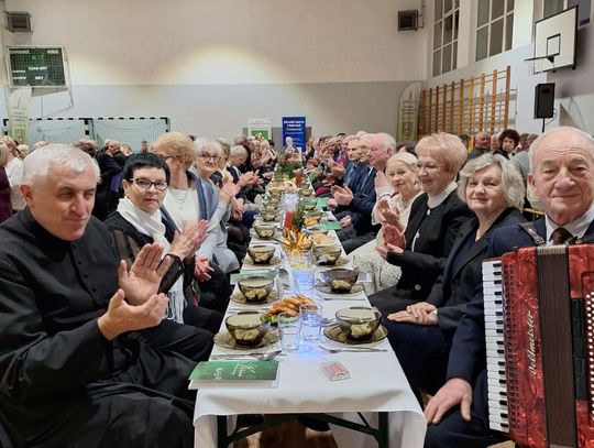 Wigilia tomaszowskich seniorów [ZDJĘCIA]