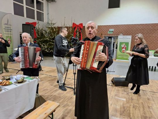 Spotkanie opłatkowe tomaszowskich seniorów [ZDJĘCIA]