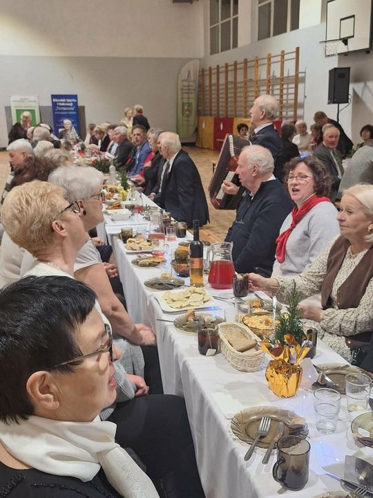 Spotkanie opłatkowe tomaszowskich seniorów [ZDJĘCIA]