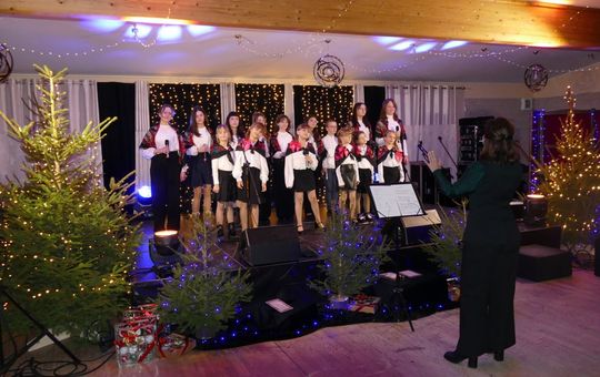 Nielisz: XV Sąsiedzki Przegląd Kolęd, Pastorałek i Pieśni Bożonarodzeniowych [ZDJĘCIA]