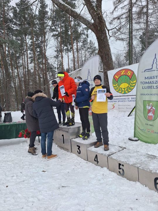 Tomaszów Lubelski: Mistrzostwa Krajowego Zrzeszenia LZS w biegach narciarskich [ZDJĘCIA]