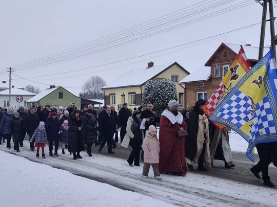 Orszak Trzech Króli i Gminny Przegląd Kolęd w Jarczowie [ZDJĘCIA]