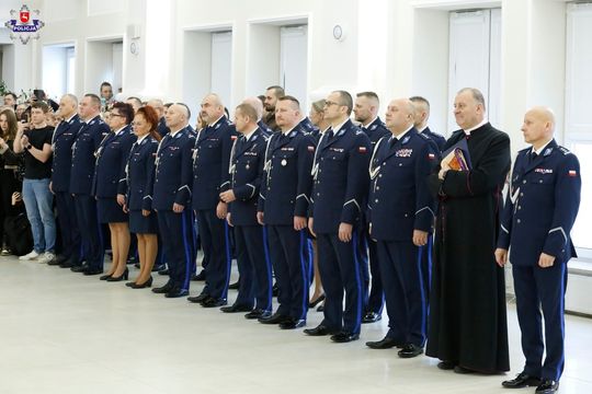 109 nowych policjantów. Będą pracować m.in. w Zamościu, Tomaszowie i Hrubieszowie [ZDJĘCIA]