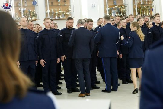 109 nowych policjantów. Będą pracować m.in. w Zamościu, Tomaszowie i Hrubieszowie [ZDJĘCIA]