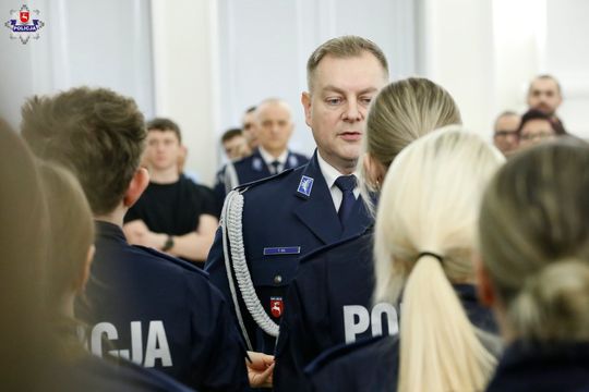 109 nowych policjantów. Będą pracować m.in. w Zamościu, Tomaszowie i Hrubieszowie [ZDJĘCIA]