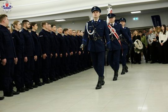 109 nowych policjantów. Będą pracować m.in. w Zamościu, Tomaszowie i Hrubieszowie [ZDJĘCIA]