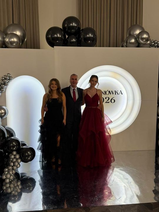 I Społeczne LO w Zamościu - studniówka 2026 - zdjęcia