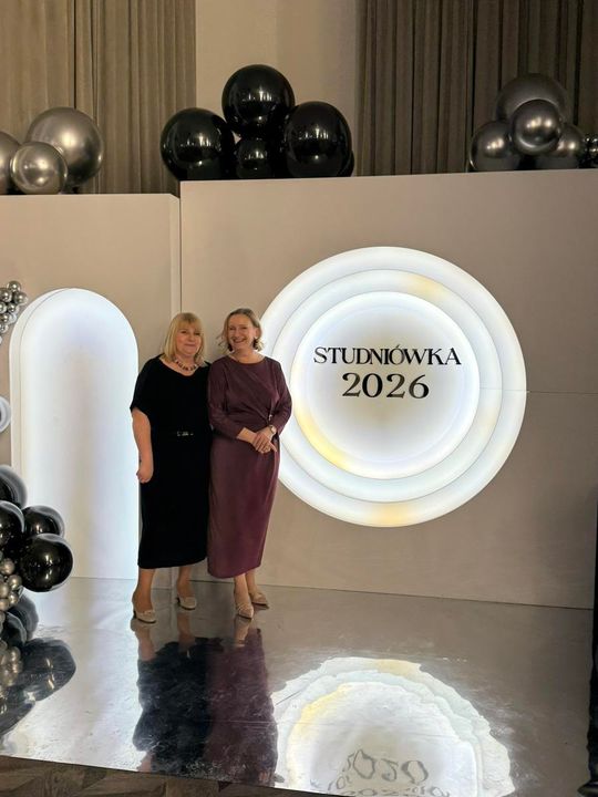 I Społeczne LO w Zamościu - studniówka 2026 - zdjęcia