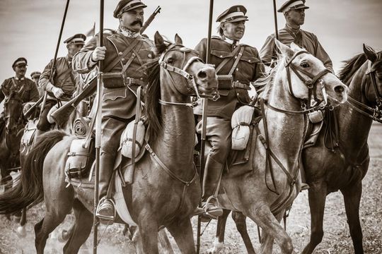 Rekonstrukcja Bitwy pod Komarowem 2025 - galeria zdjęć