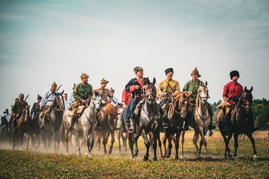 Rekonstrukcja Bitwy pod Komarowem 2025 - galeria zdjęć