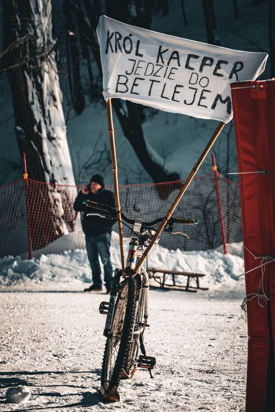 Biała Góra: Konkurs na zjazd na byle czym. Co to były za machiny! [ZDJĘCIA]