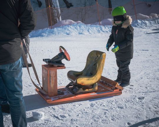 Biała Góra: Konkurs na zjazd na byle czym. Co to były za machiny! [ZDJĘCIA]