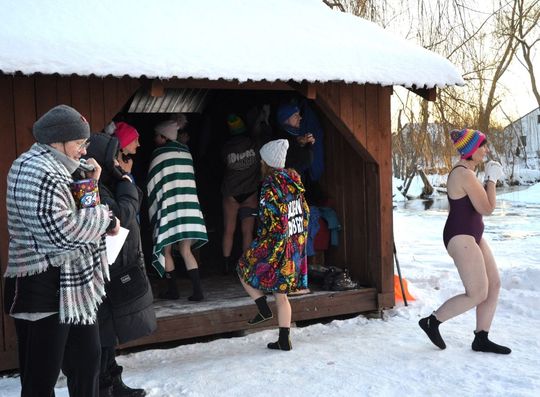 Morsy spod Młyna morsowali dla WOŚP [ZDJĘCIA]