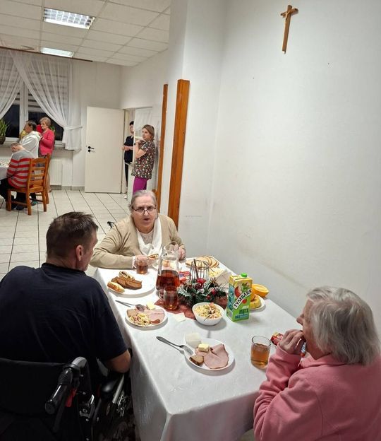 Spotkanie opłatkowe w DPS w Tyszowcach zorganizowane przez Stowarzyszenie "Samarytanin" [ZDJĘCIA]
