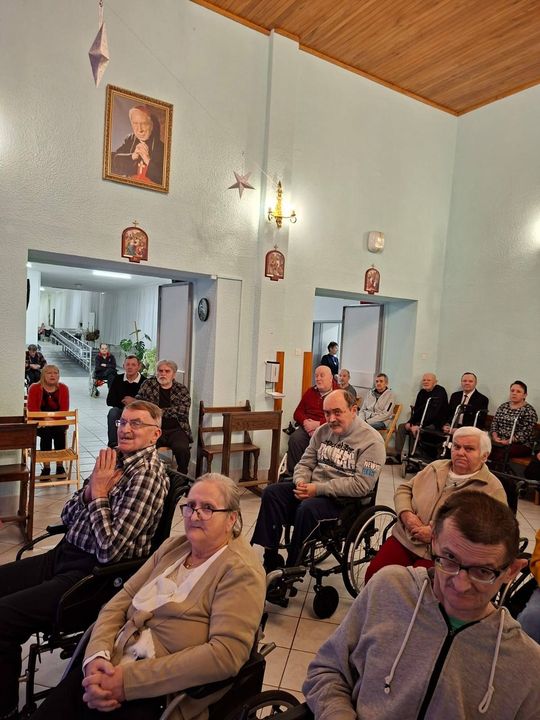 Spotkanie opłatkowe w DPS w Tyszowcach zorganizowane przez Stowarzyszenie "Samarytanin" [ZDJĘCIA]