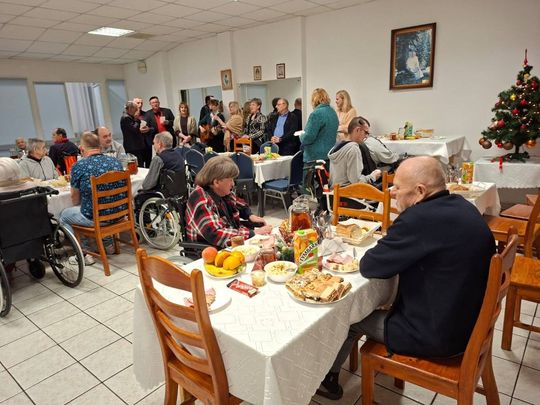 Spotkanie opłatkowe w DPS w Tyszowcach zorganizowane przez Stowarzyszenie "Samarytanin" [ZDJĘCIA]