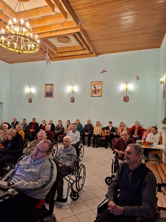 Spotkanie opłatkowe w DPS w Tyszowcach zorganizowane przez Stowarzyszenie "Samarytanin" [ZDJĘCIA]