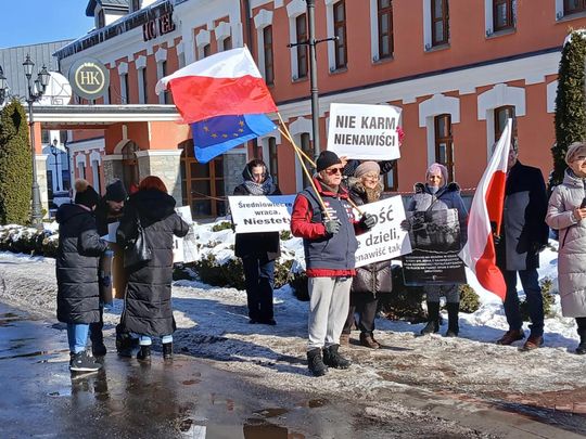 Pikieta "Stop nienawiści" w Zamościu - galeria zdjęć