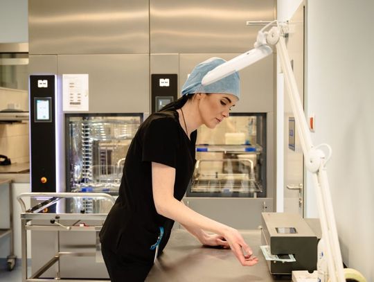 Co za zmiana! Tak wyglądają nowe pomieszczenia w szpitalu w Tomaszowie Lub. [ZDJĘCIA]