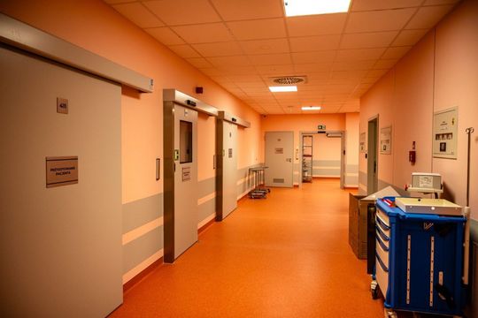 Co za zmiana! Tak wyglądają nowe pomieszczenia w szpitalu w Tomaszowie Lub. [ZDJĘCIA]