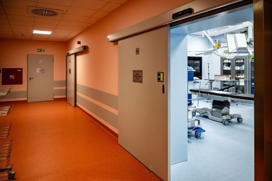 Co za zmiana! Tak wyglądają nowe pomieszczenia w szpitalu w Tomaszowie Lub. [ZDJĘCIA]