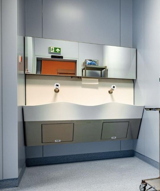 Co za zmiana! Tak wyglądają nowe pomieszczenia w szpitalu w Tomaszowie Lub. [ZDJĘCIA]