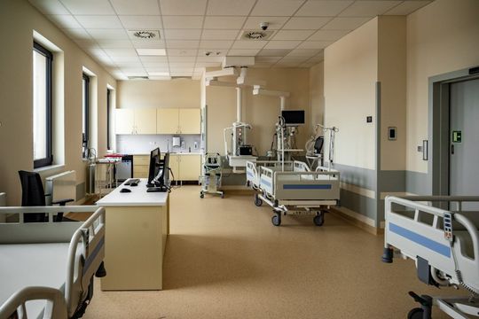Co za zmiana! Tak wyglądają nowe pomieszczenia w szpitalu w Tomaszowie Lub. [ZDJĘCIA]