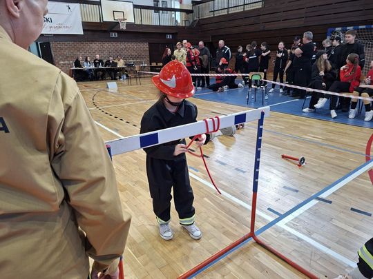 Powiat tomaszowski: IV Powiatowe Halowe Zawody MDP [ZDJĘCIA]