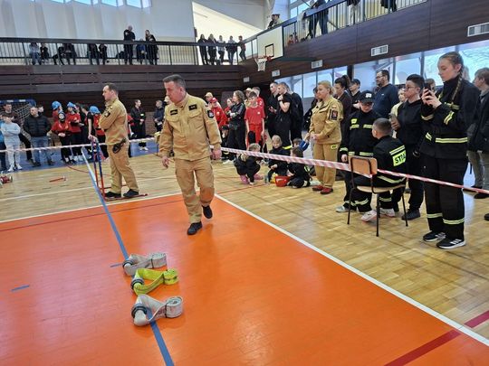 Powiat tomaszowski: IV Powiatowe Halowe Zawody MDP [ZDJĘCIA]