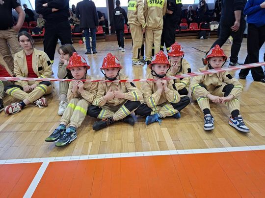 Powiat tomaszowski: IV Powiatowe Halowe Zawody MDP [ZDJĘCIA]