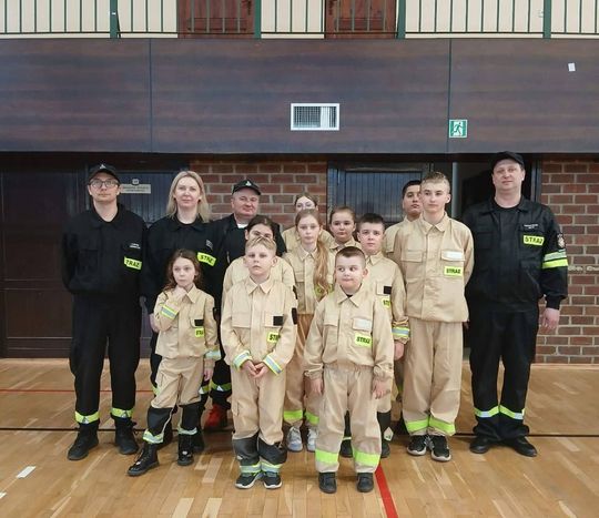 Powiat tomaszowski: IV Powiatowe Halowe Zawody MDP [ZDJĘCIA]