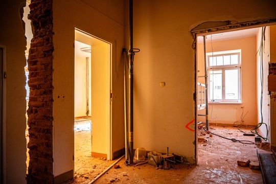 Tomaszów Lub.: Zaczęła się przebudowa starej części szpitala powiatowego [ZDJĘCIA]