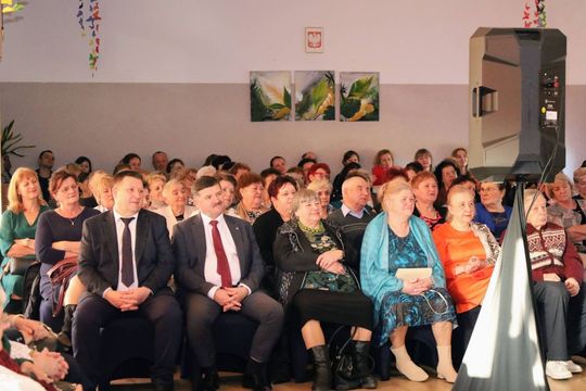 „Chwile wytchnienia na wysokim obcasie”, czyli Gminny Dzień Kobiet w Łaszczowie [ZDJĘCIA]